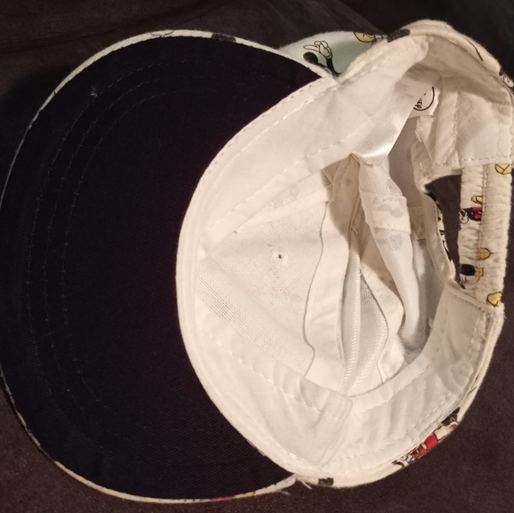 Mickey Hat (6-9M) & Mickey Coverall (6-12M) - Picture 3 of 6